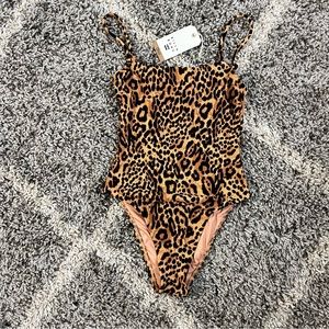 NWT Billabong Hidden Wild Animal Print One Piece Swimsuit Size S